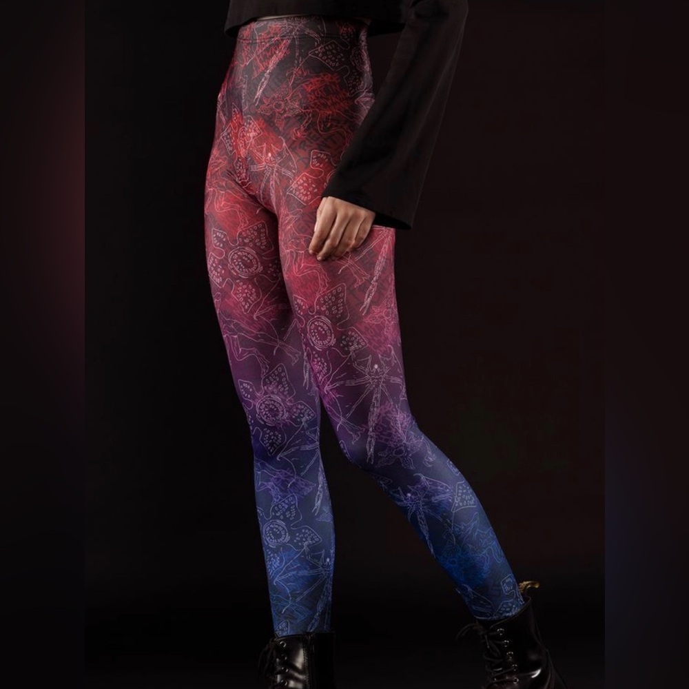 Blackmilk X Stranger Things: Demogorgon Hunter HWMF Leggings